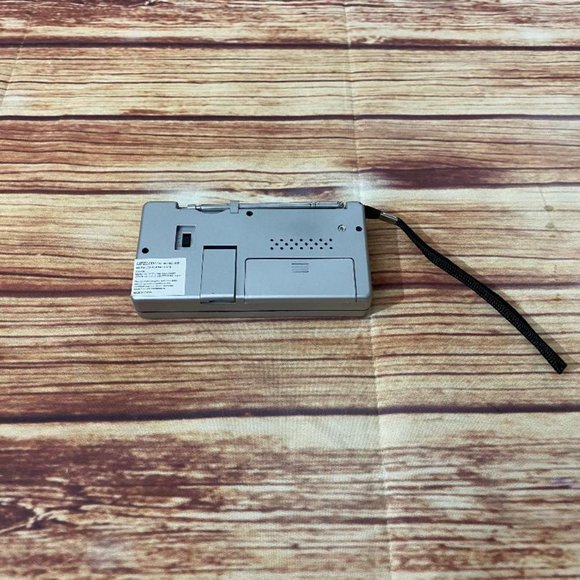 Lifelong AM/FM Portable Pocket Size Radio with LCD Alarm Clock Model-845 - Picture 4 of 14